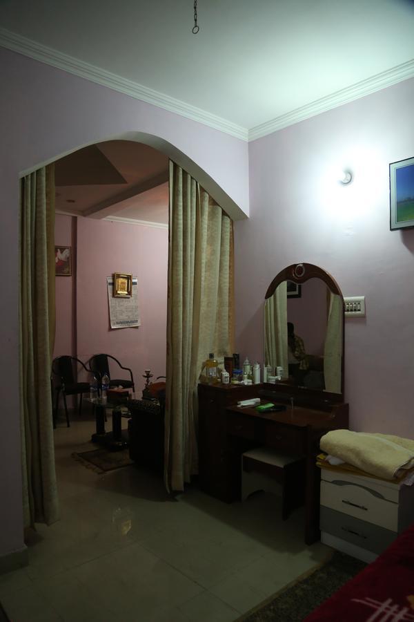 Hotel Premier Lucknow